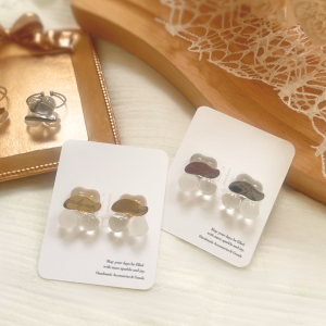 Whisper Heart ピアス