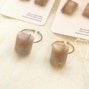 Lumi Square -Vertical Line- リング